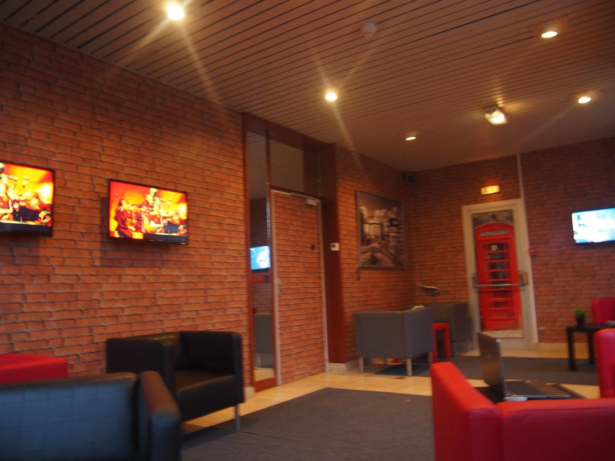 Comfort Hotel Rosporden Concarneau 외부 사진